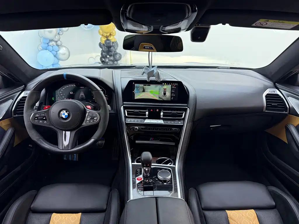 BMW M8 — миниатюра 6