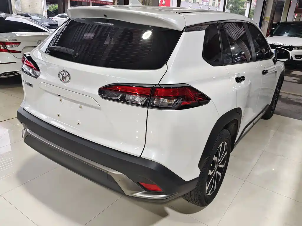 Toyota Frontlander 2023 2.0L CVT Luxury