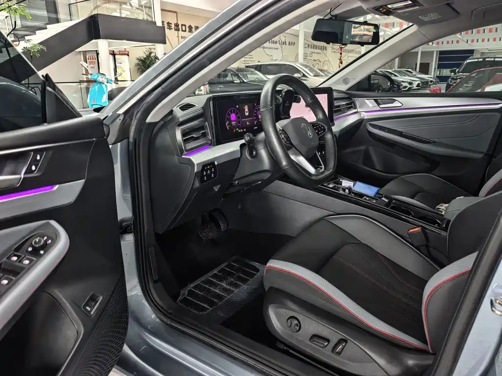 Volkswagen Lamando — миниатюра 10