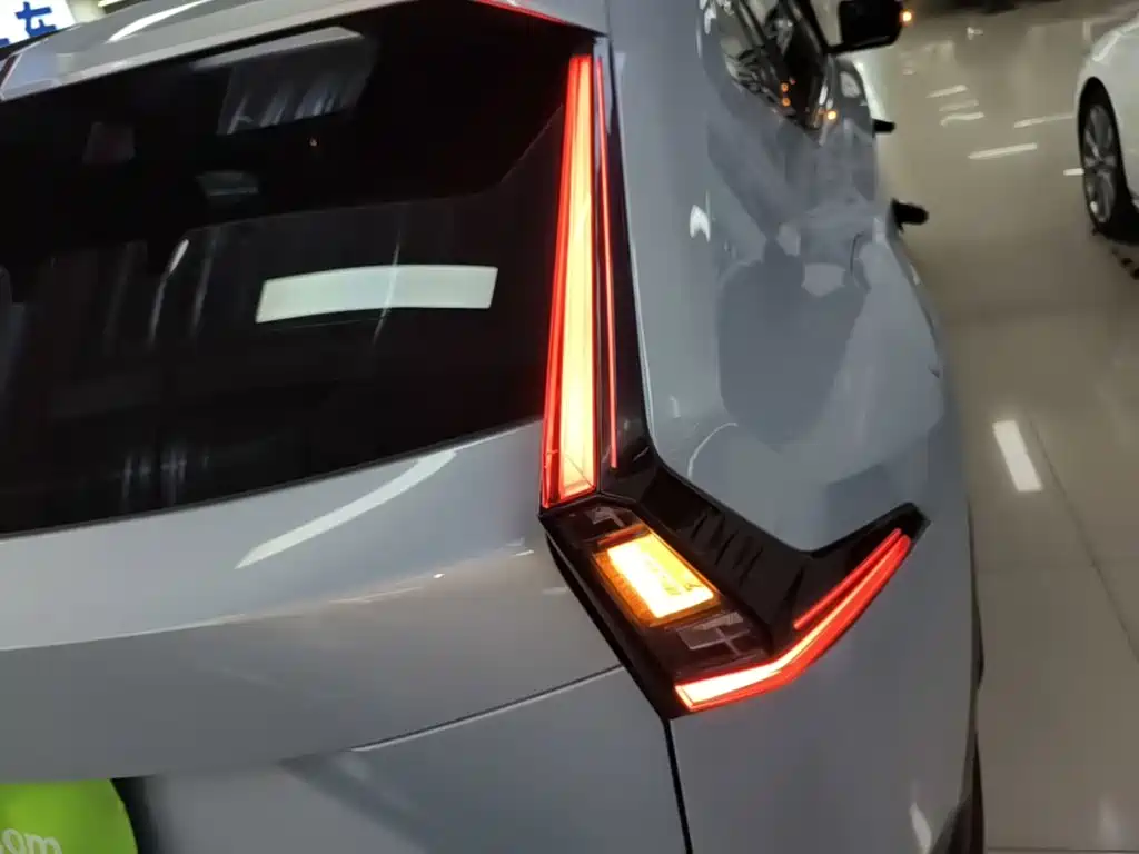 GAC Motor Shadow Cool — миниатюра 8