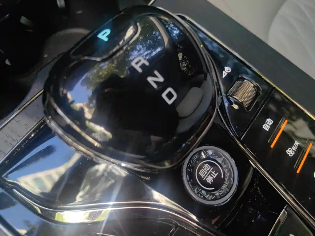 BYD Han — миниатюра 9