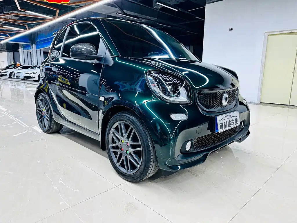 Smart fortwo 2018 0.9T 66 20 V