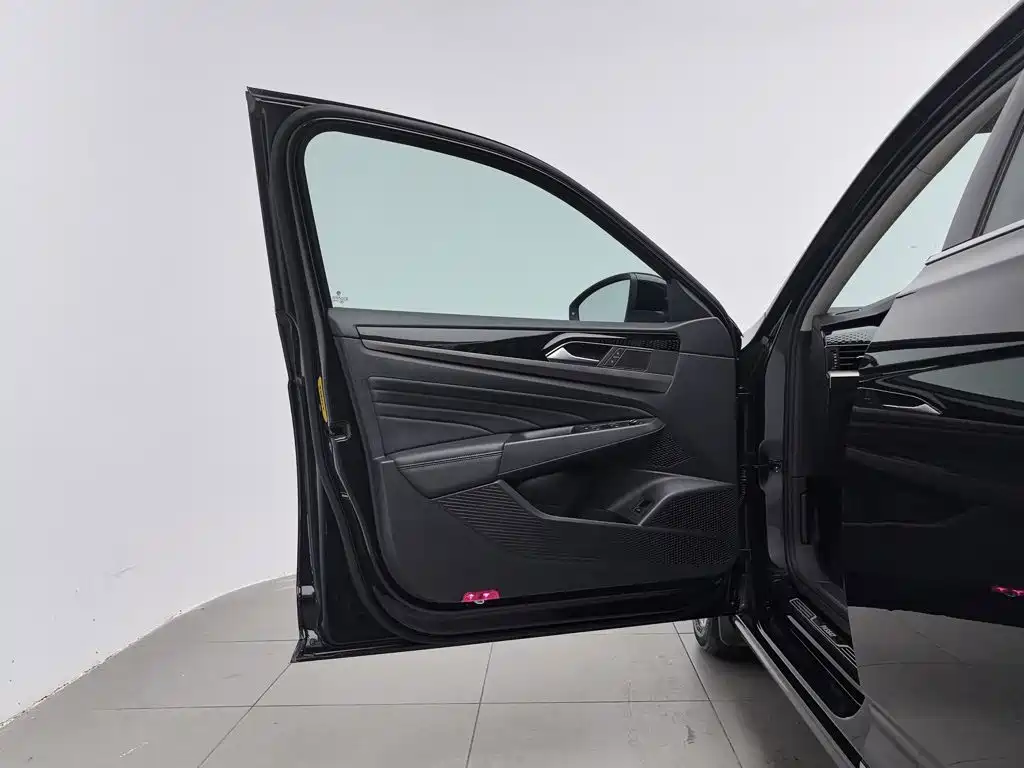 Volkswagen Passat — миниатюра 8