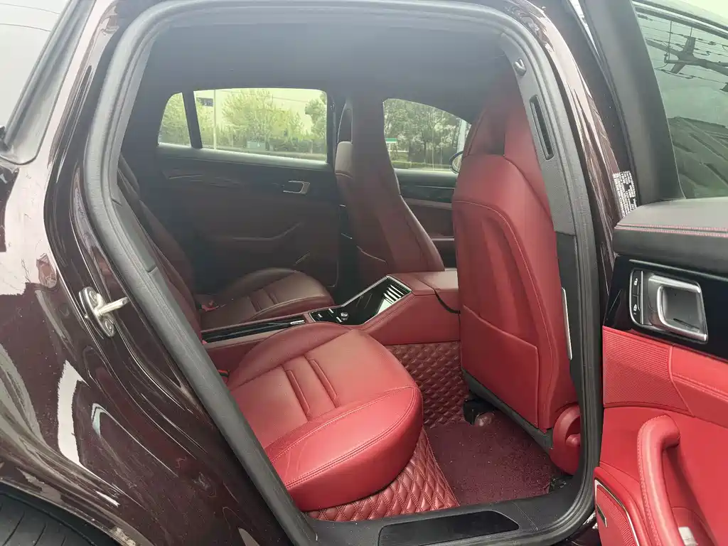 Porsche Panamera — миниатюра 6