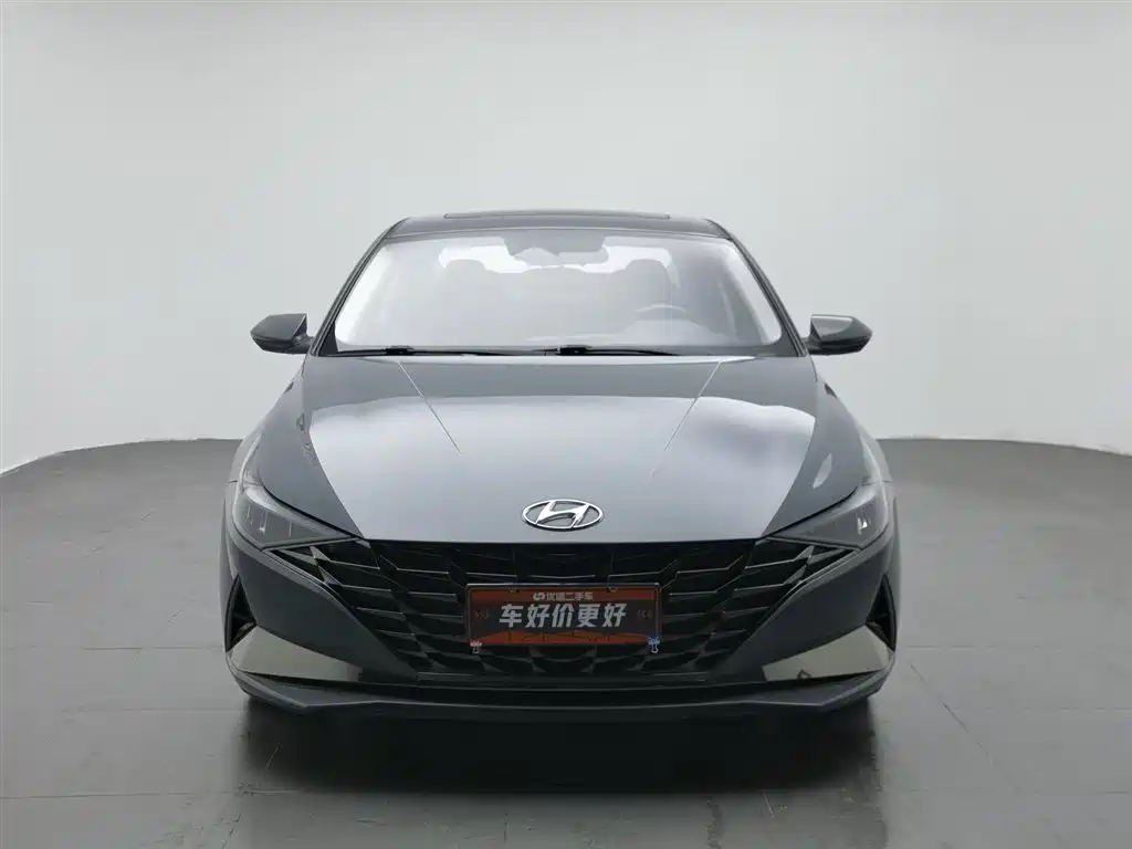 Hyundai Elantra 2021 1.5L CVT LUX Luxury