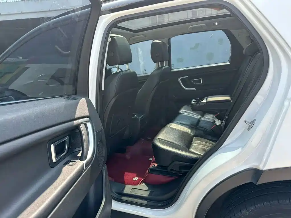 Land Rover Discovery Sport — миниатюра 6