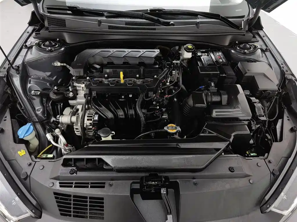 Hyundai Elantra 2021 1.5L CVT LUX Luxury