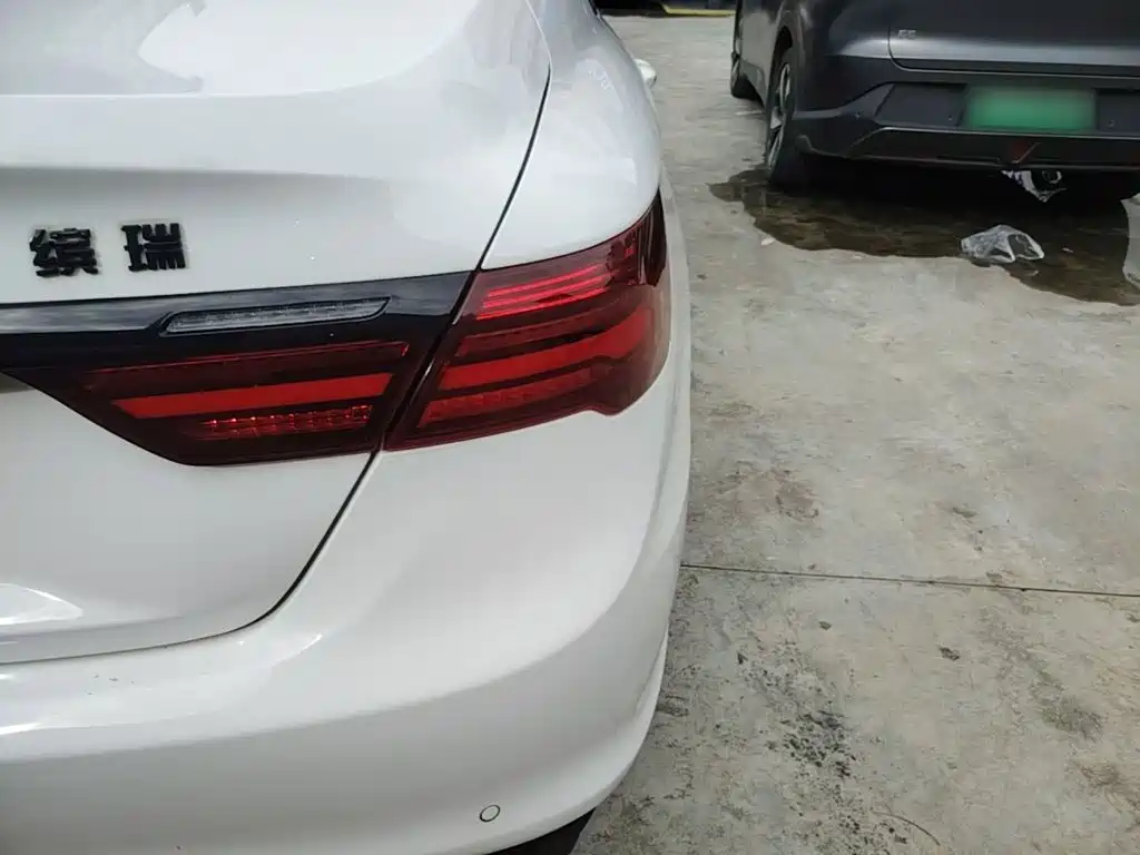 Geely Binrui — миниатюра 8