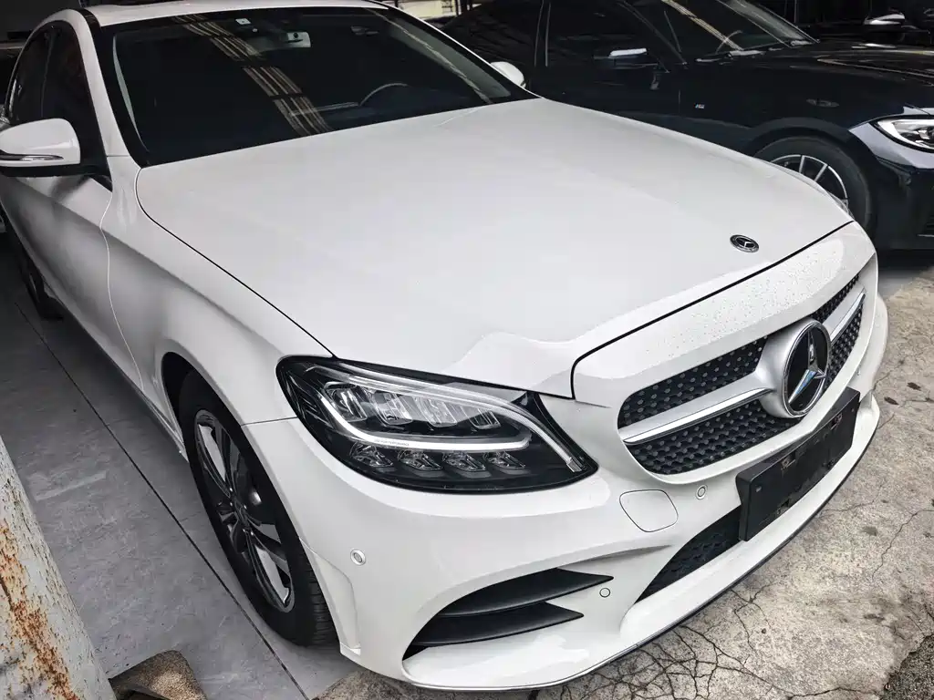 Mercedes-Benz C-Class — миниатюра 3