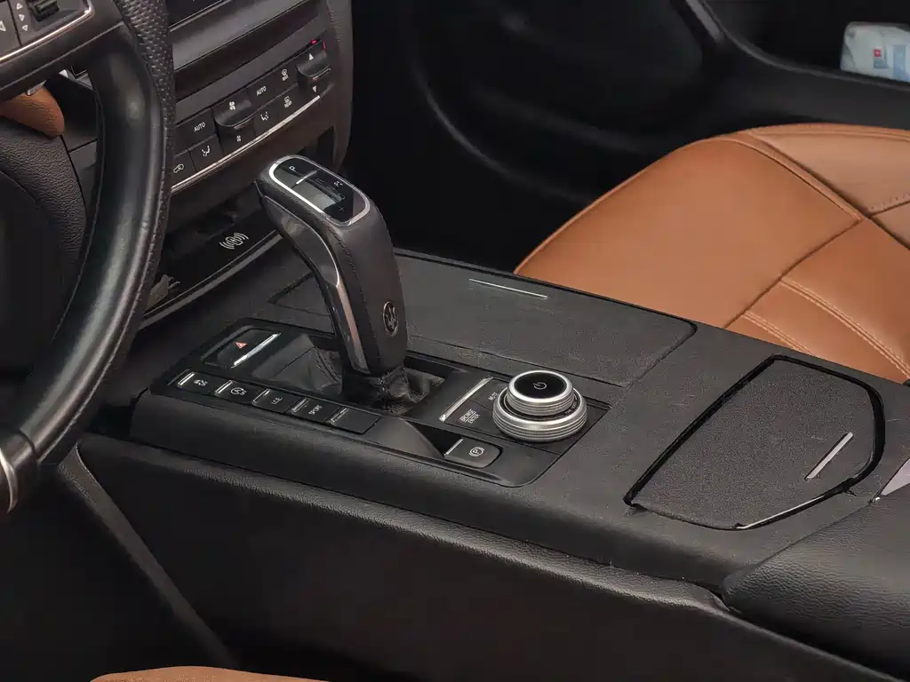 Maserati Ghibli — миниатюра 26