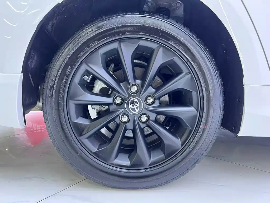 Toyota Corolla — миниатюра 20