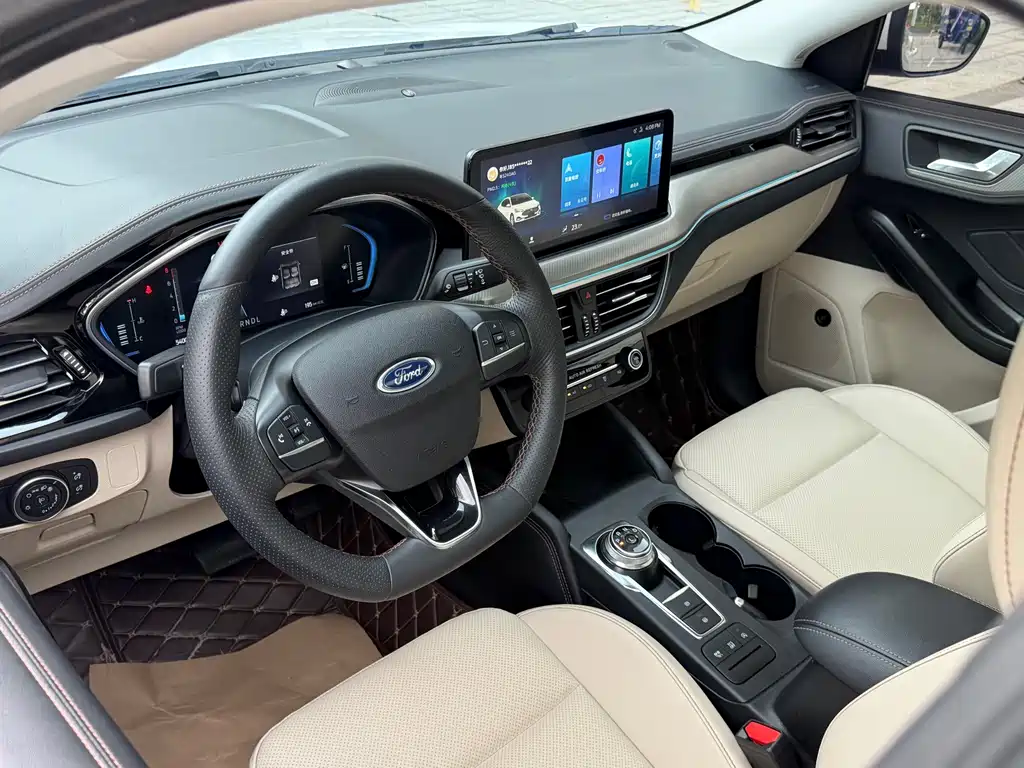 Ford Focus — миниатюра 6