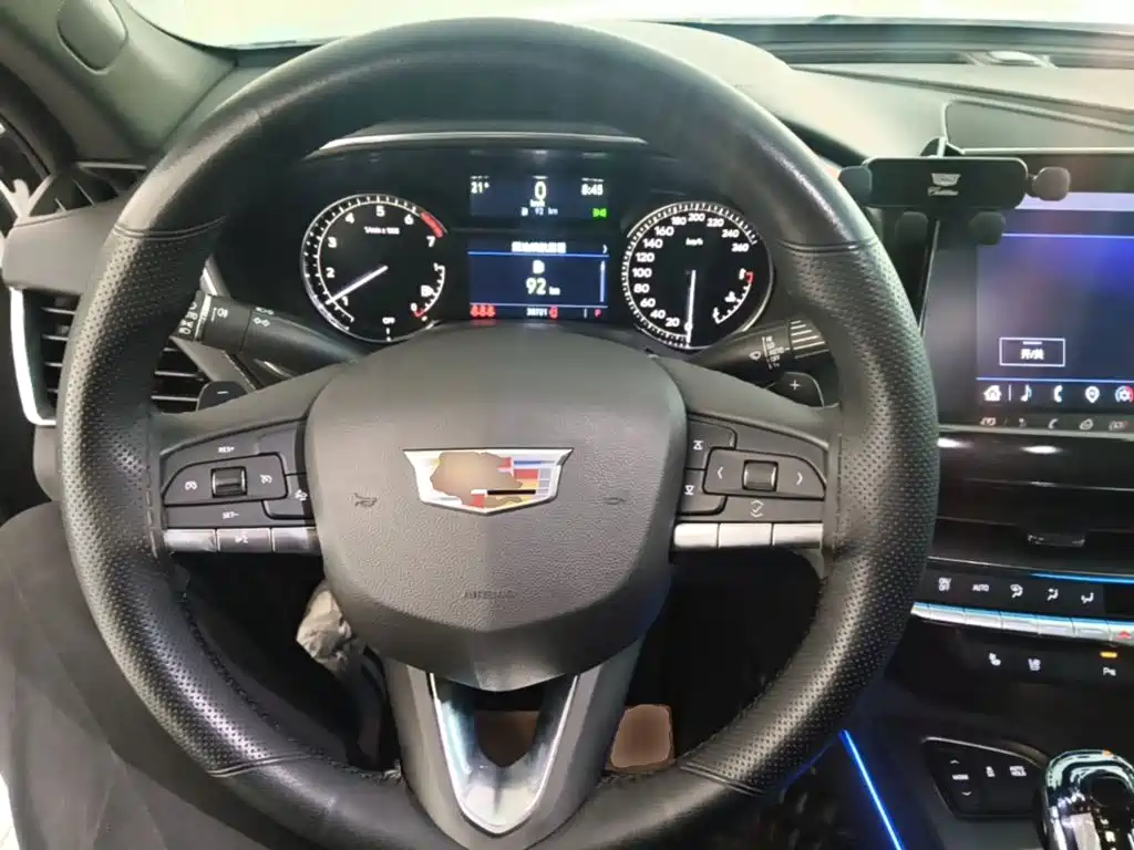 Cadillac CT5 — миниатюра 11