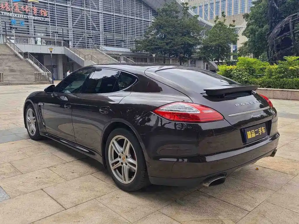 Porsche Panamera — миниатюра 4