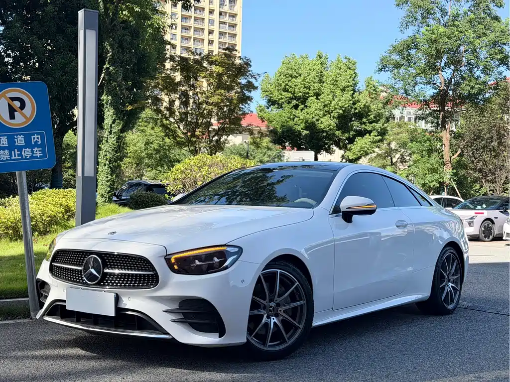 Mercedes-Benz E-Class (Import)