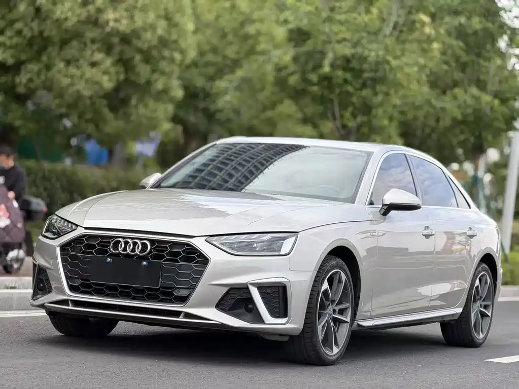 Audi A4L 2020