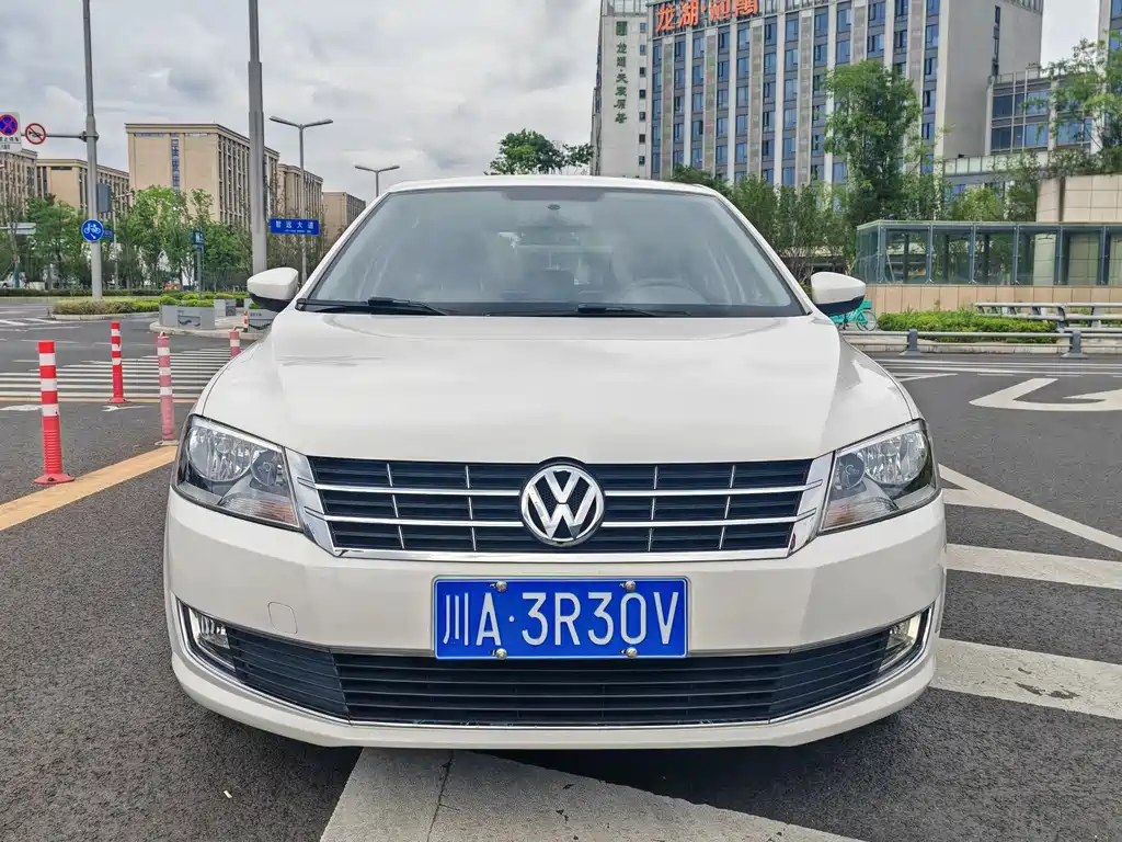 Volkswagen Gran Lavida 2013 1.6L AT Comfort