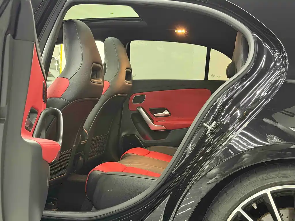 Mercedes-Benz A-Class AMG (Import) — миниатюра 9