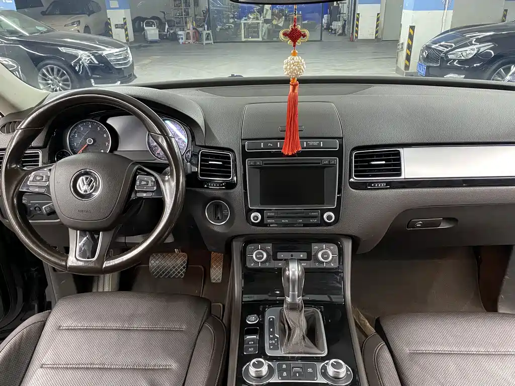 Volkswagen Touareg — миниатюра 6