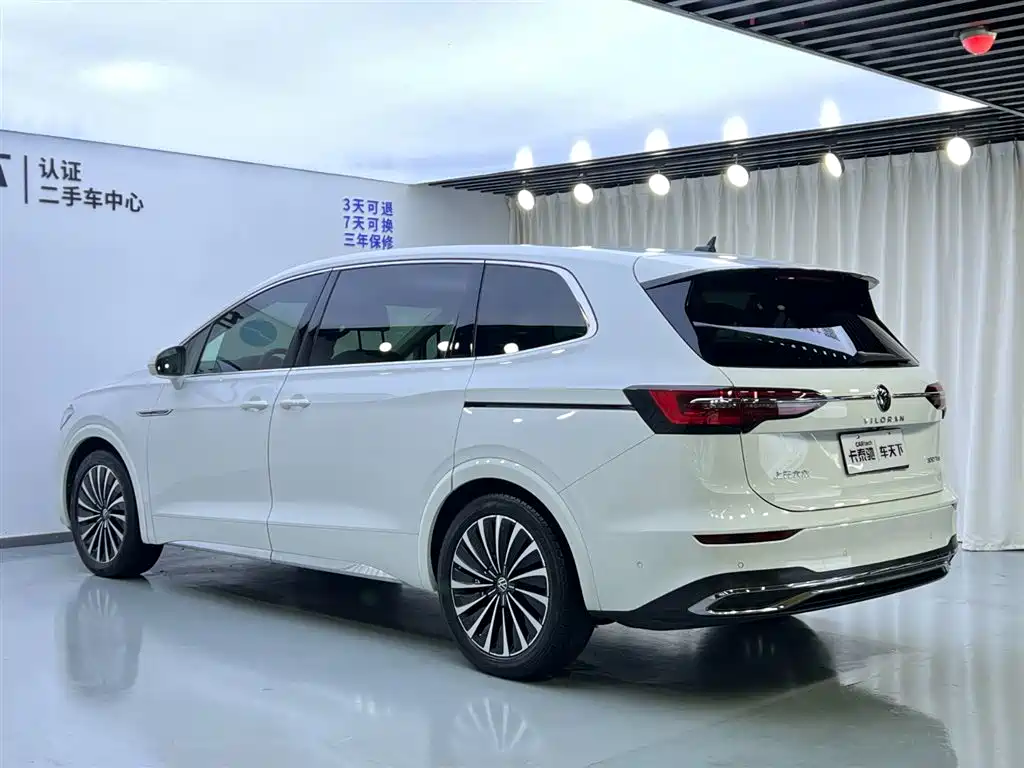 Volkswagen Viloran 2020 380TSI Luxury