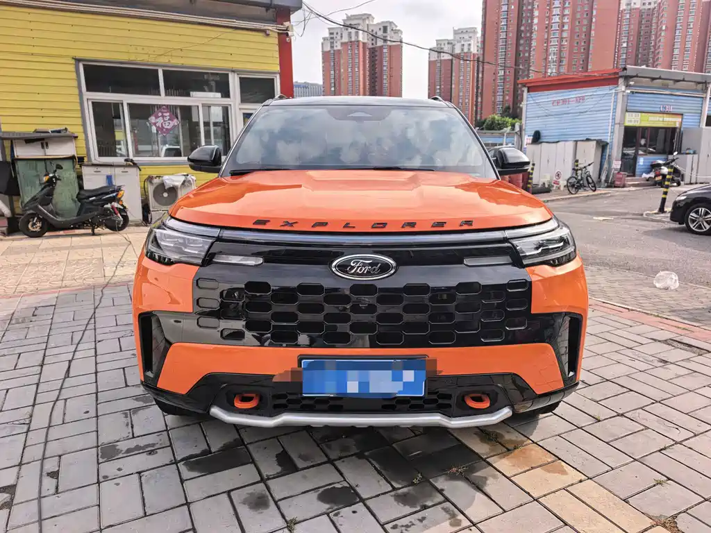 Ford Explorer — миниатюра 2