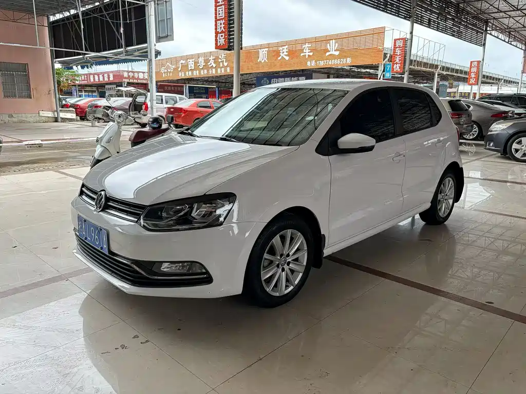 Volkswagen Polo 2016