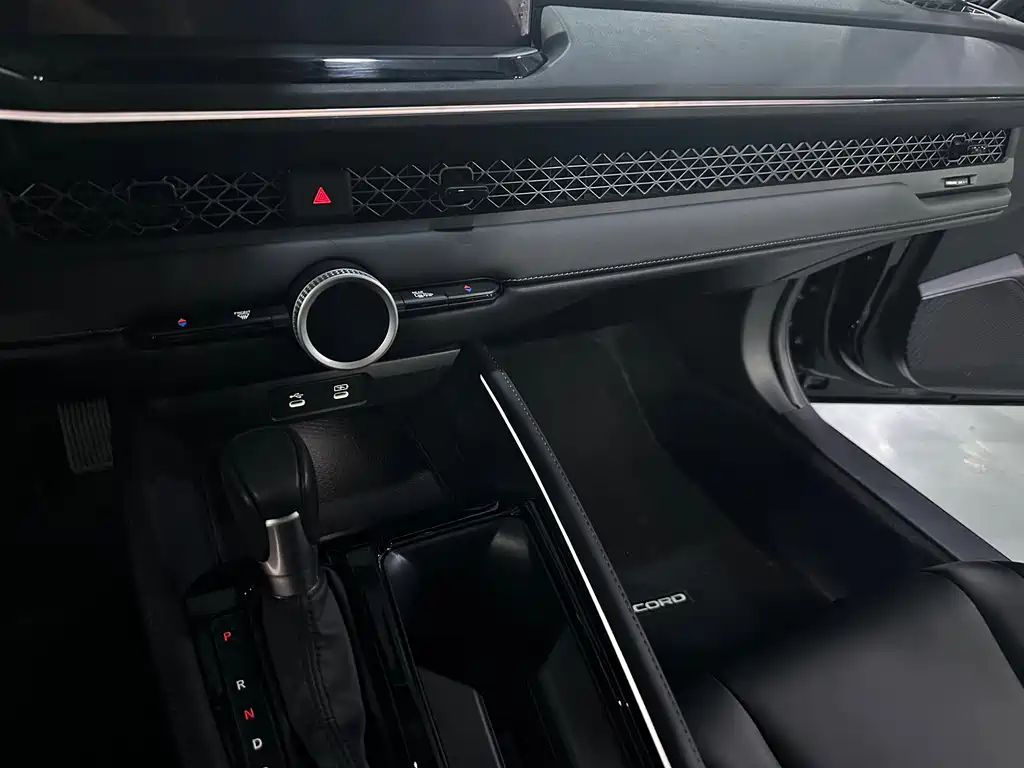 Honda Accord — миниатюра 5