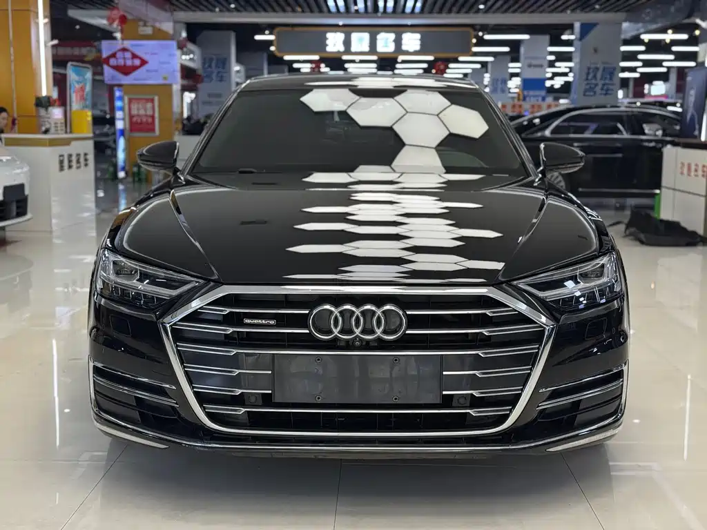 Audi A8 — миниатюра 2