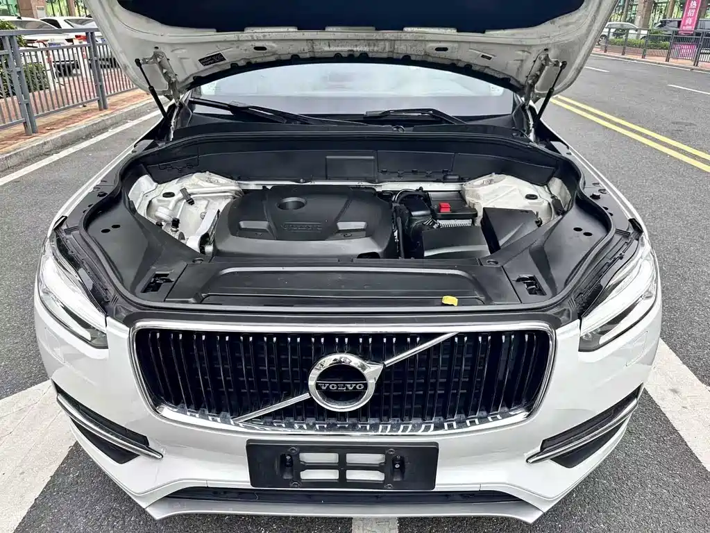 Volvo XC90 — миниатюра 16