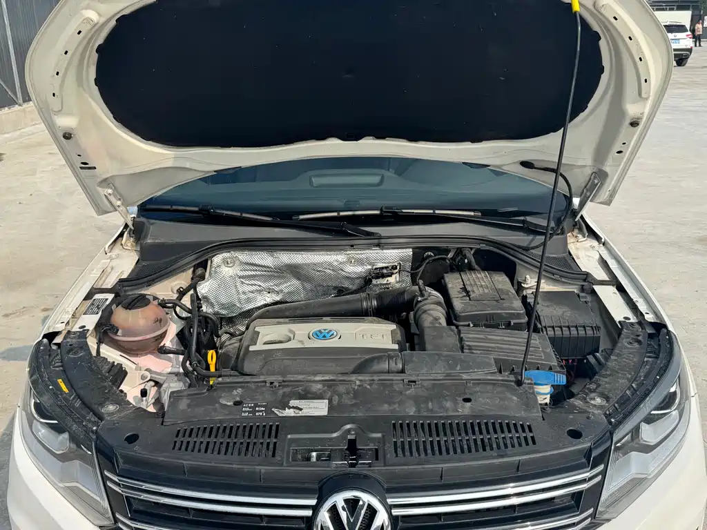 Volkswagen Tiguan — миниатюра 14