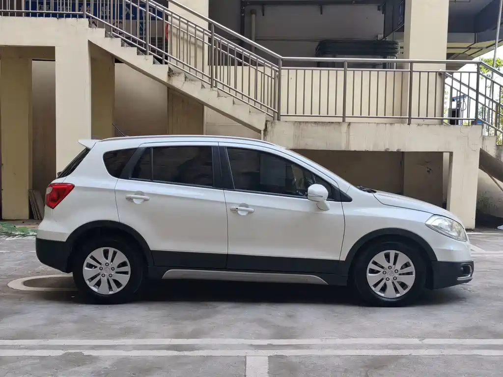 Suzuki S-Cross — миниатюра 5