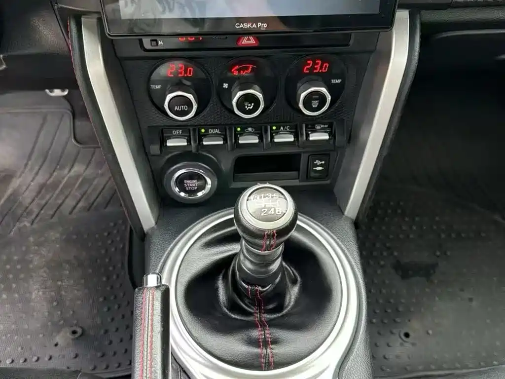 Toyota 86 — миниатюра 5