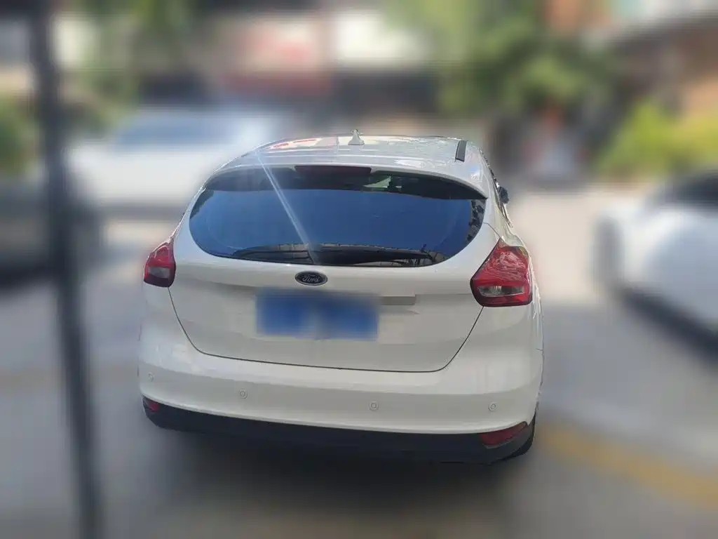 Ford Focus — миниатюра 3