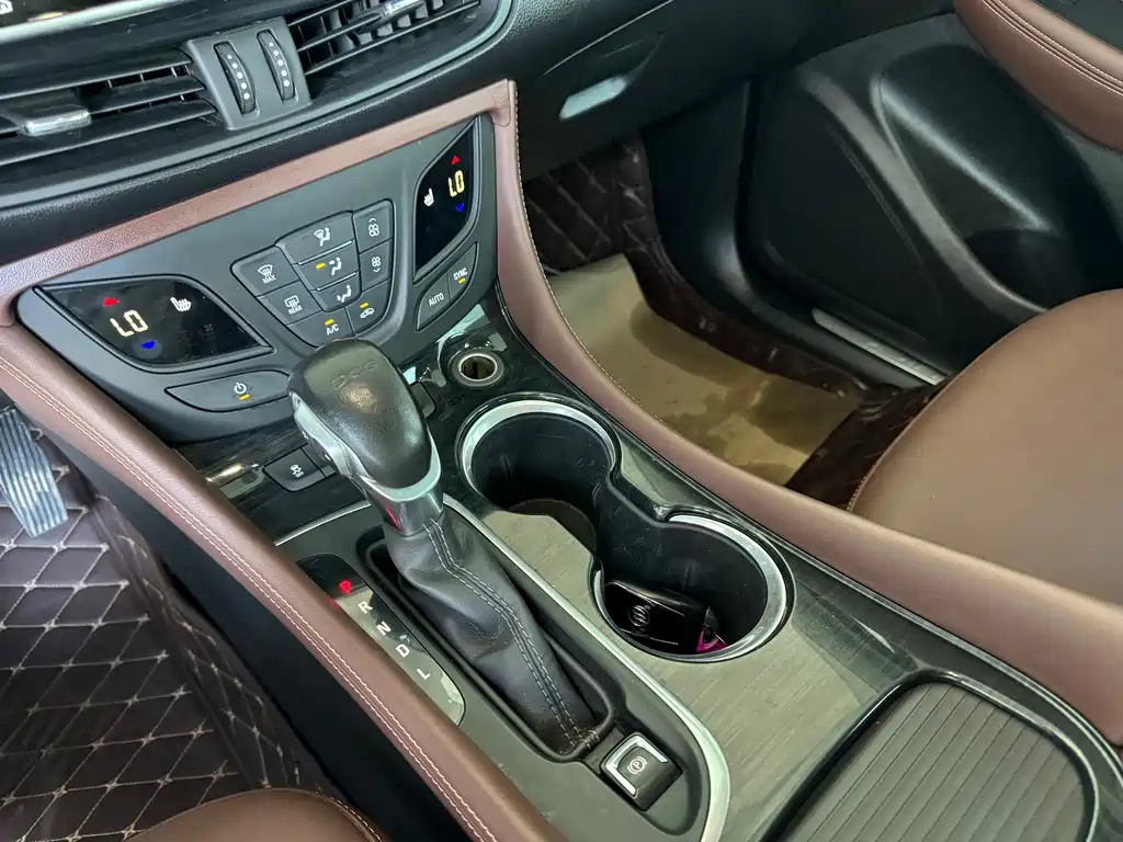 Buick Envision Plus — миниатюра 6
