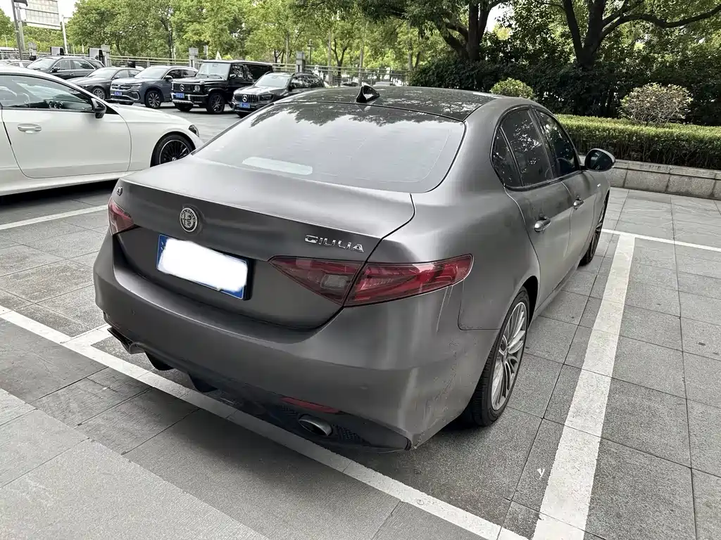 Alfa Romeo Giulia — миниатюра 14