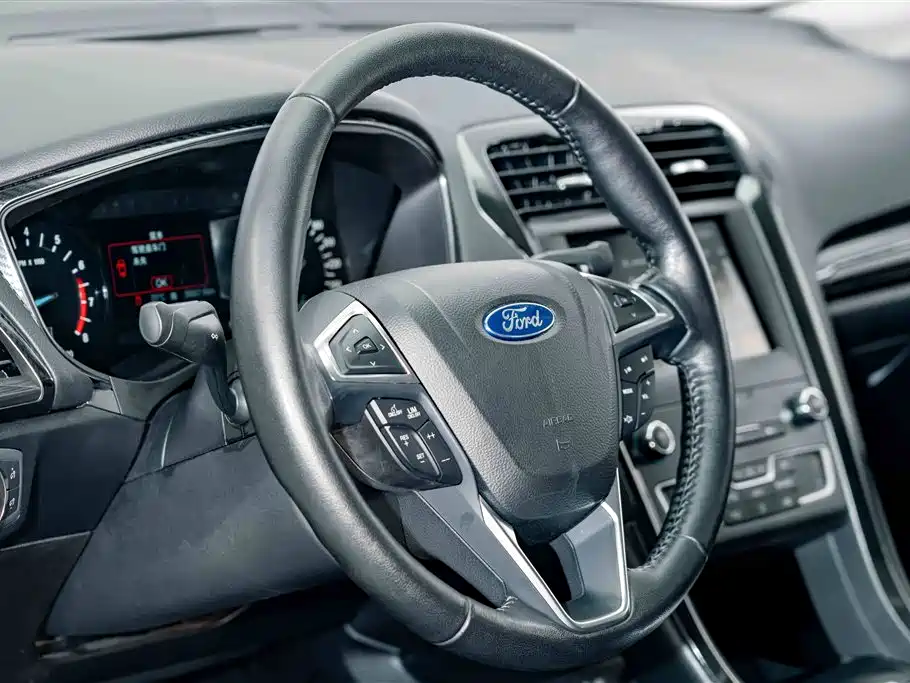 Ford Mondeo — миниатюра 9