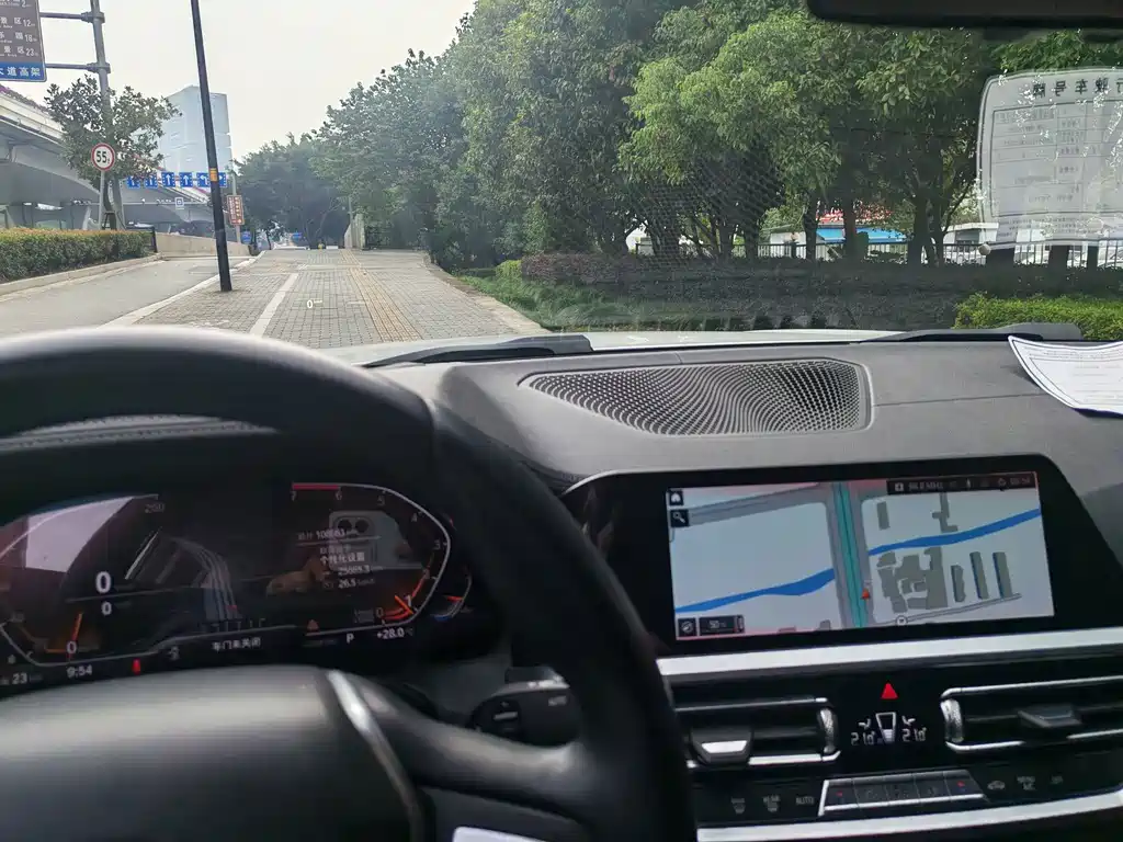 BMW 3 Series — миниатюра 3
