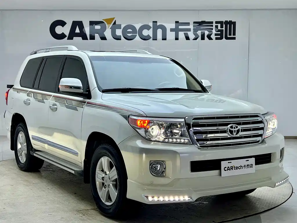 Toyota Land Cruiser — миниатюра 2