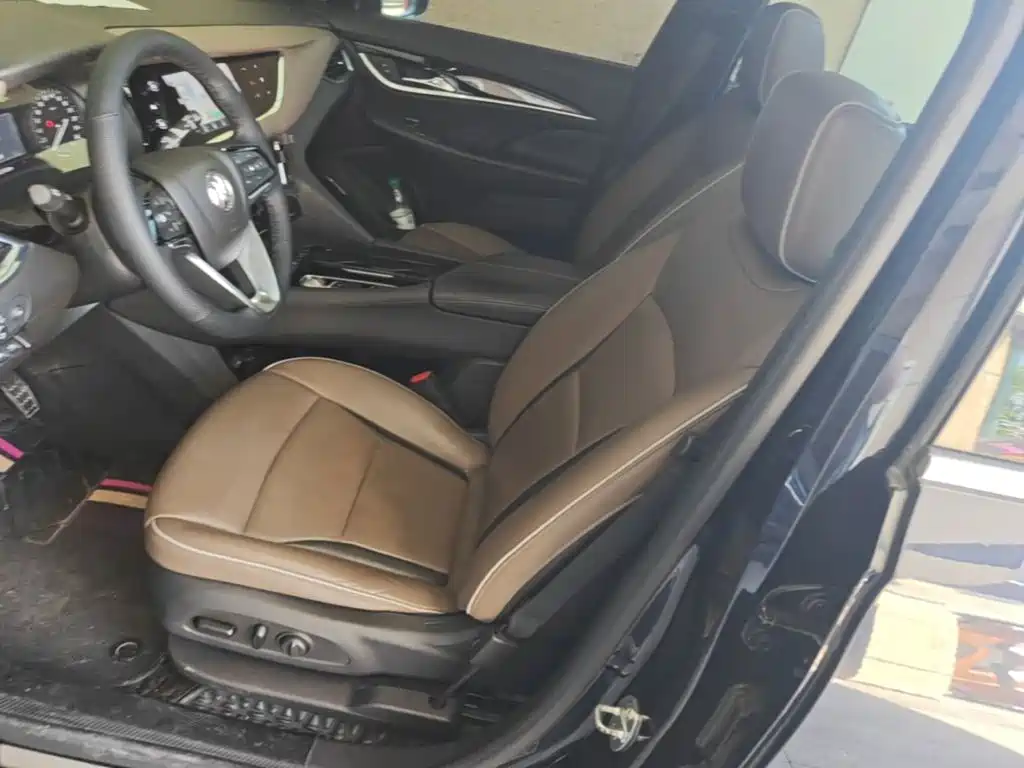 Buick Enclave — миниатюра 15