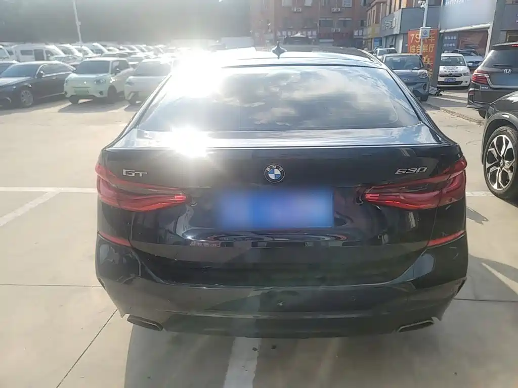 BMW 6 Series GT — миниатюра 6