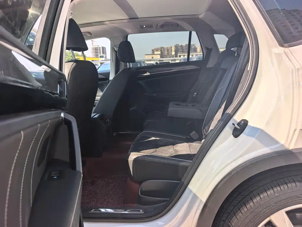 Volkswagen Tayron — миниатюра 5