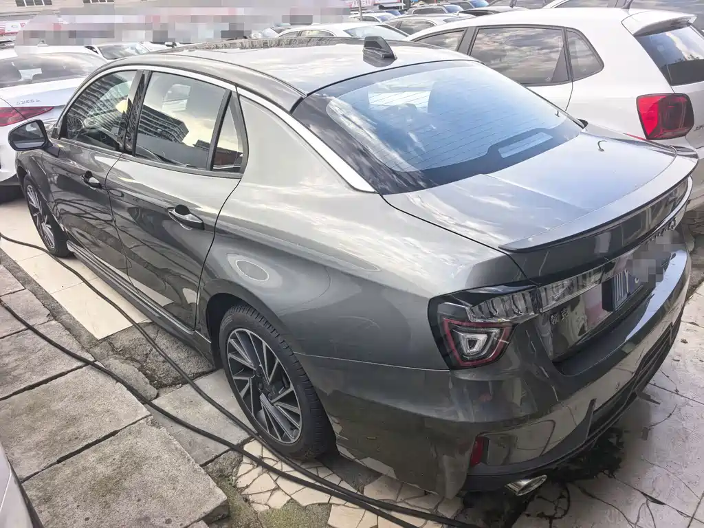 Lynk & Co 03 — миниатюра 2