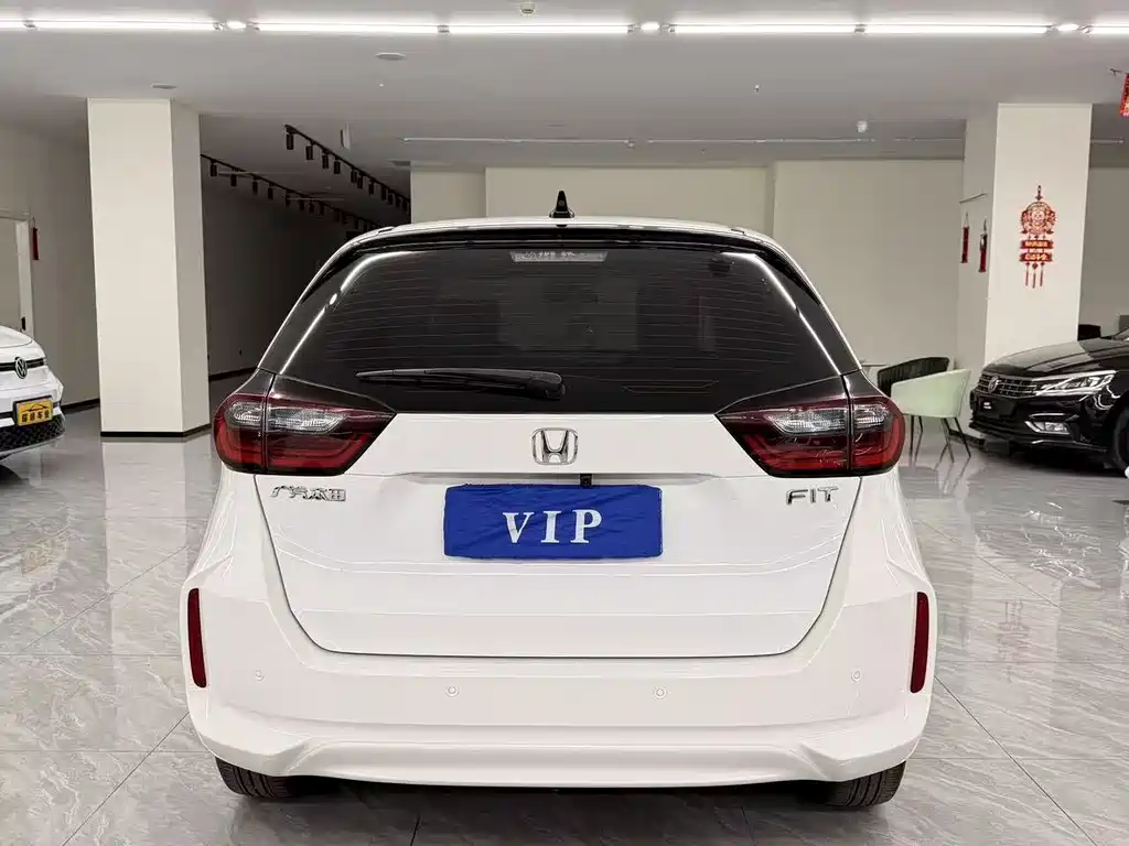 Honda Fit — миниатюра 5