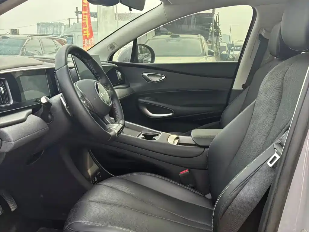 BYD Sealion 05 EV — миниатюра 4