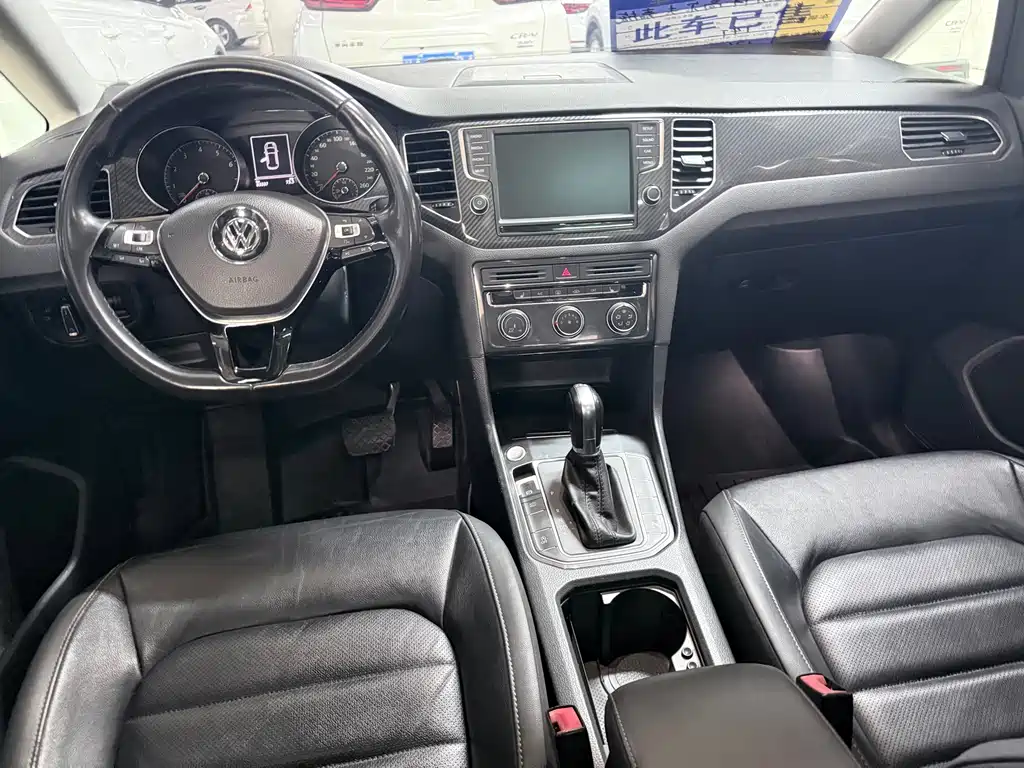 Volkswagen Golf Sportsvan — миниатюра 13