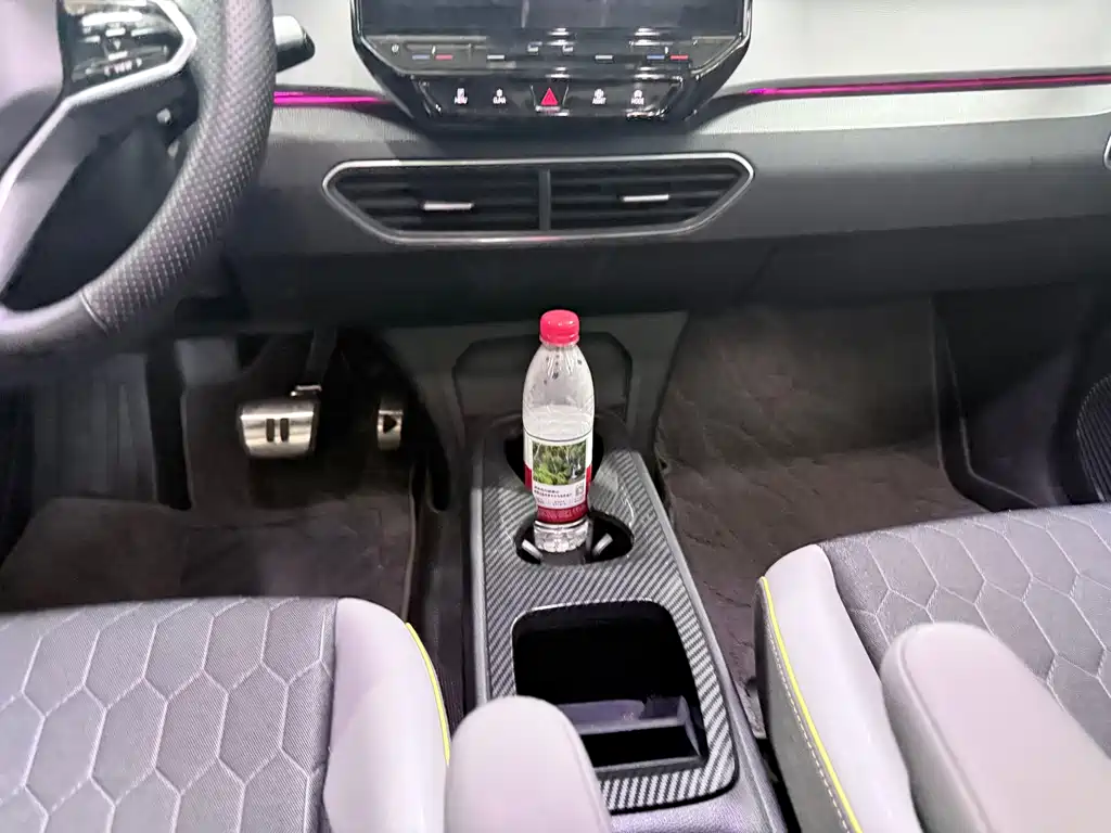 Volkswagen ID.3 — миниатюра 15
