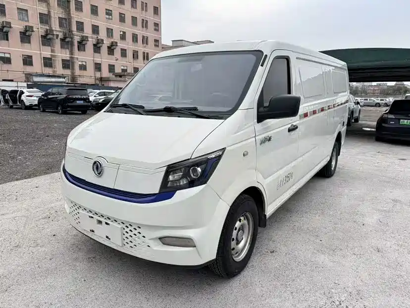 Dongfeng EM27