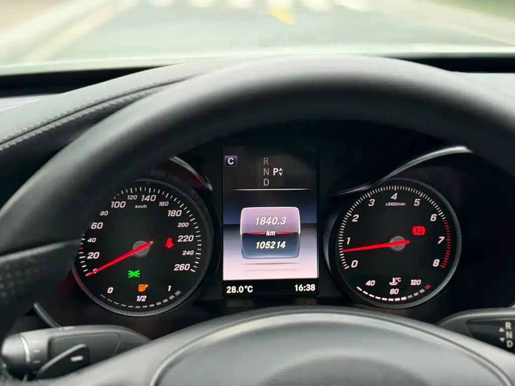 Mercedes-Benz C-Class — миниатюра 8