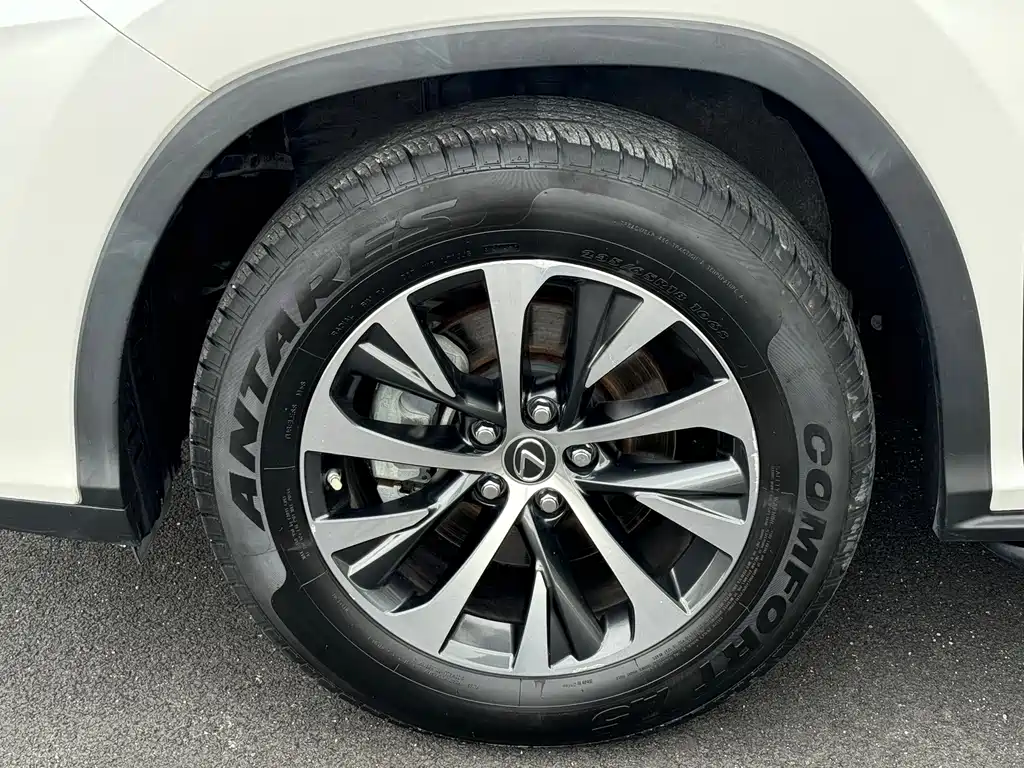 Lexus RX — миниатюра 5