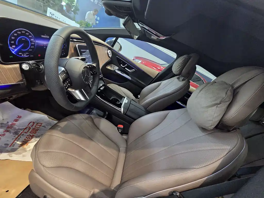 Mercedes-Benz EQE 2025 500 4MATIC
